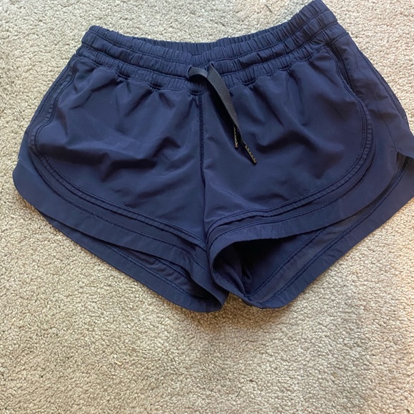 Lululemon outfit - tank and Navy shorts - Picture 6 of 8